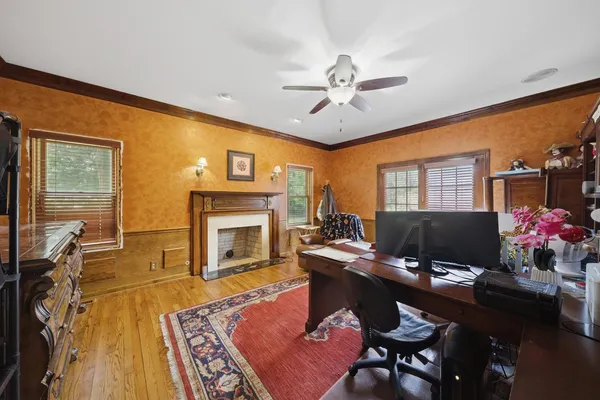 $550,000 | 24 Burning Bush Trail, Crystal Lake, IL 60012