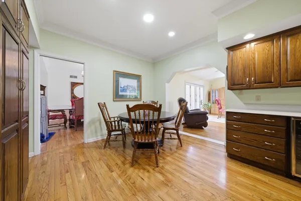 $550,000 | 24 Burning Bush Trail, Crystal Lake, IL 60012