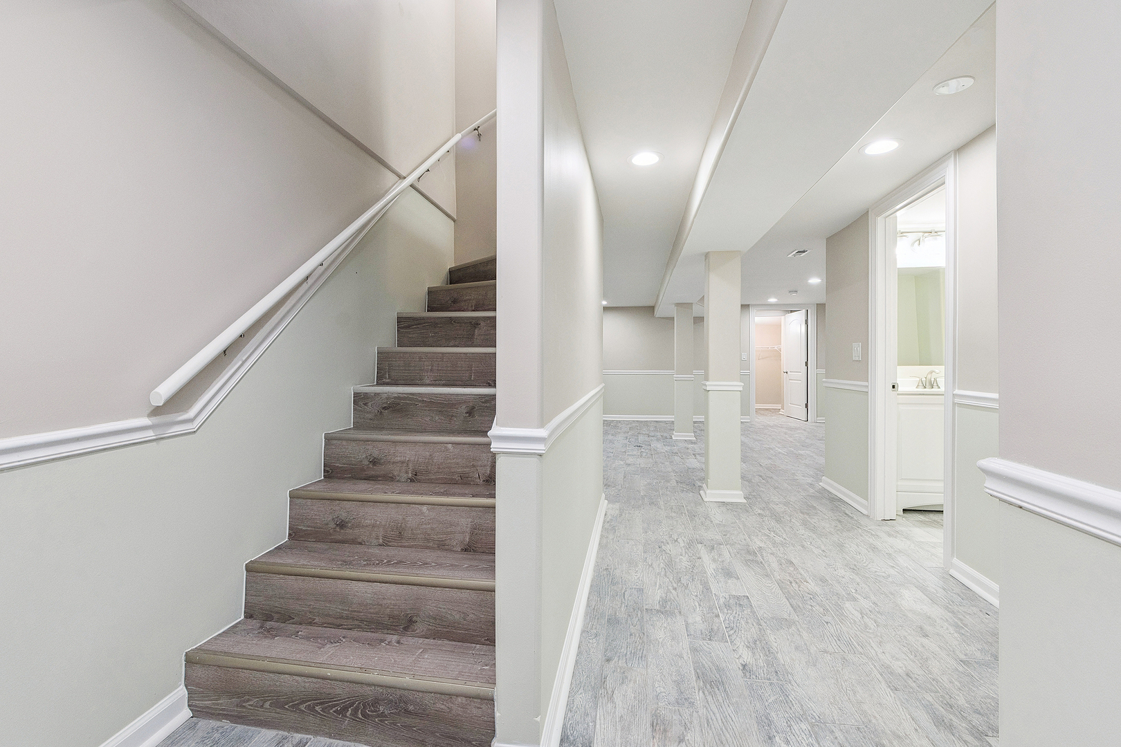 9400 South Charles Street Chicago, IL 60643 - Photo 17 of 30 a view of entryway with wooden floor