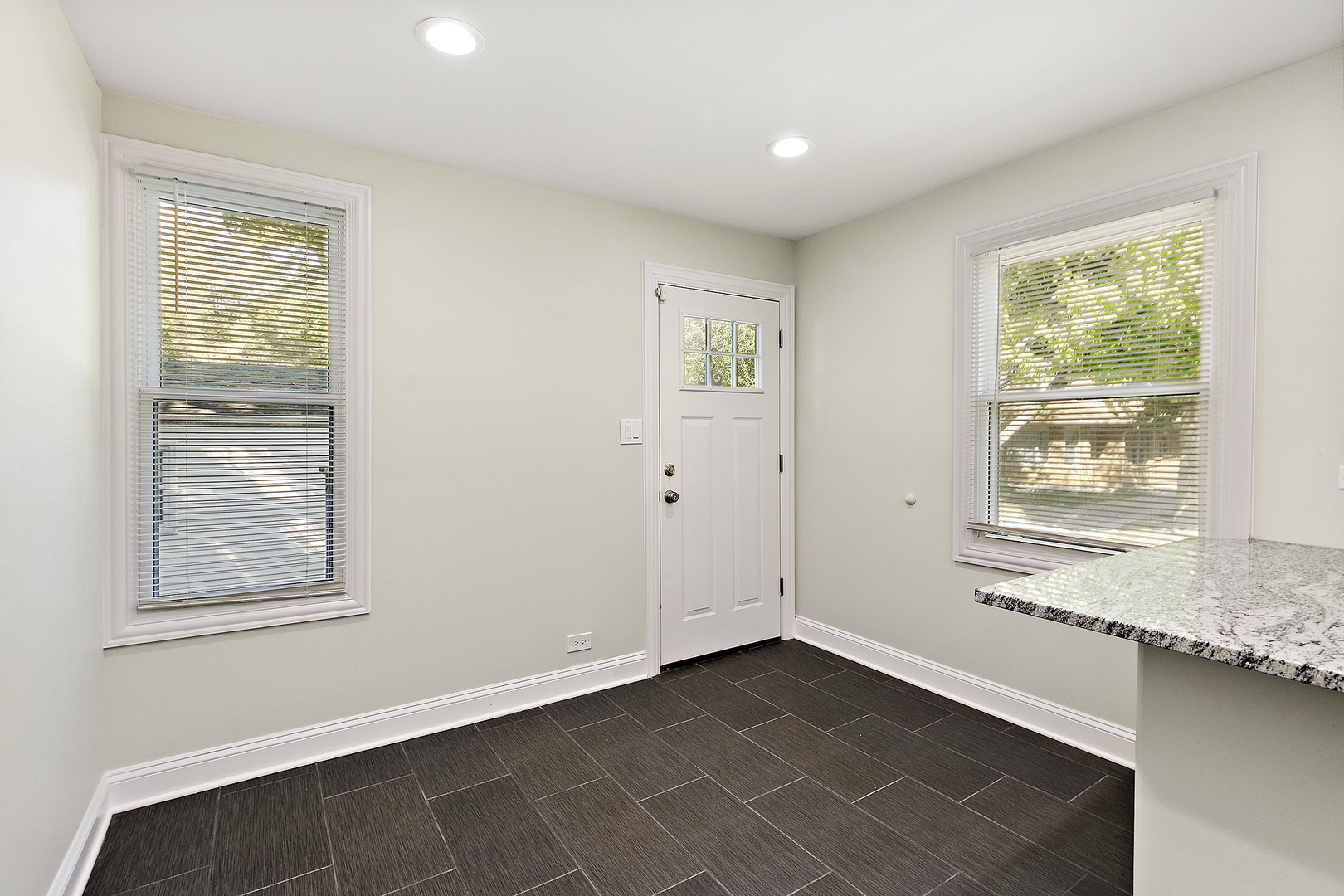 9400 South Charles Street Chicago, IL 60643 - Photo 9 of 30 a view of an empty room with a window