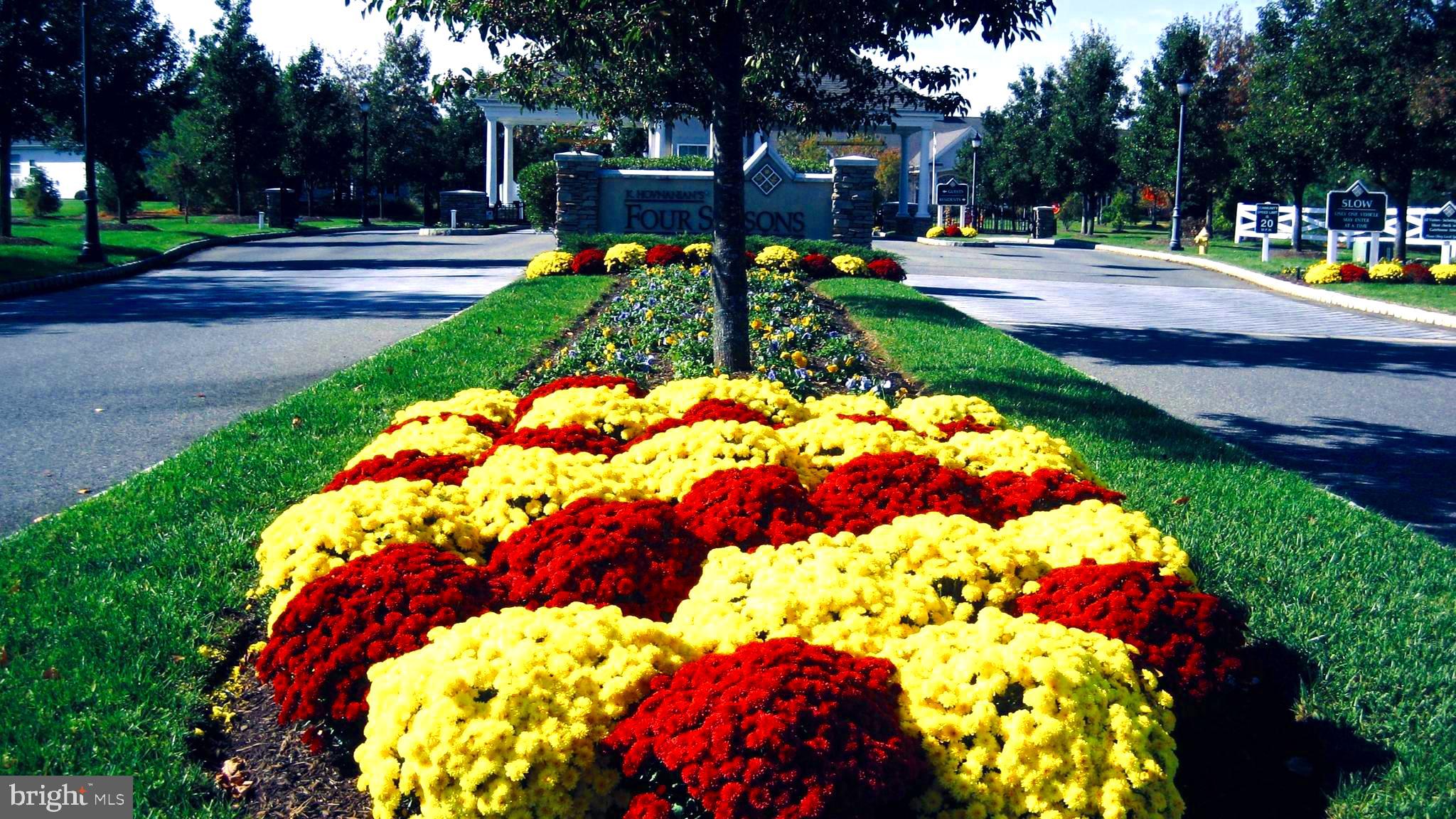 10 Powderhorn Way Allentown, NJ 08501 - Photo 3 of 44 a view of outdoor space yard and green space