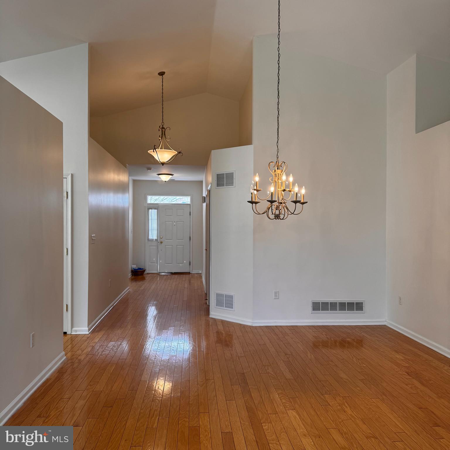 10 Powderhorn Way Allentown, NJ 08501 - Photo 8 of 42