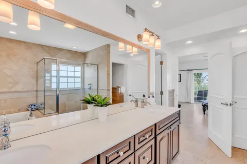 $4,195,000 | 1330 Coury Drive, Key Colony Beach, FL 33051