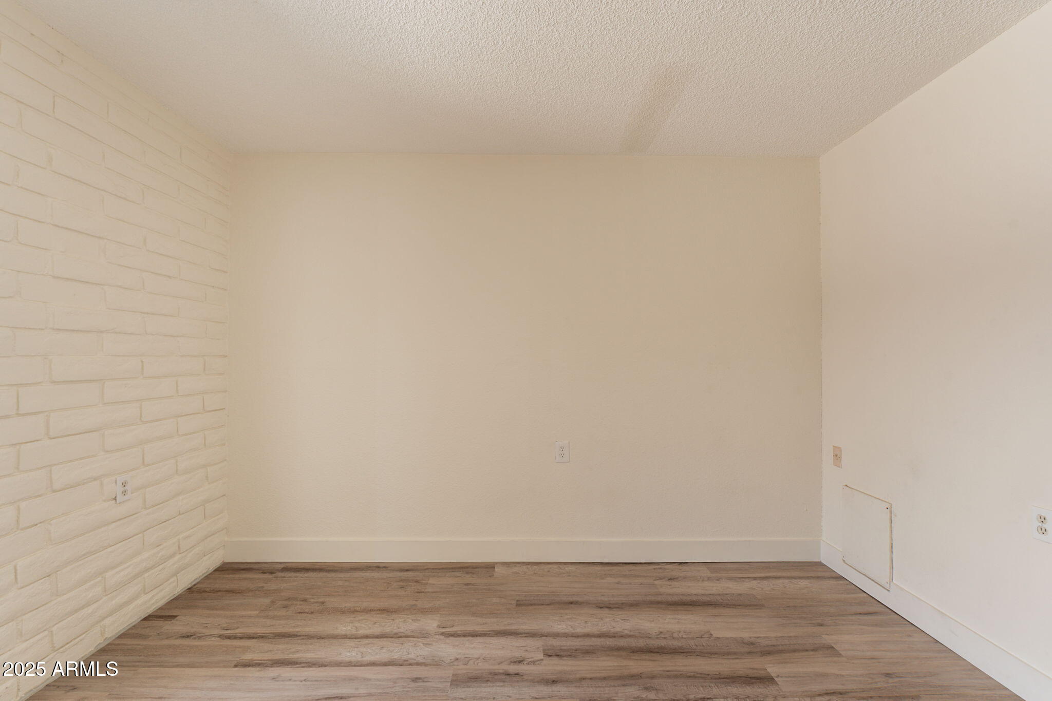 13001 North 113th Avenue, Unit 5 Youngtown, AZ 85363 - Photo 21 of 36 a view of an empty room