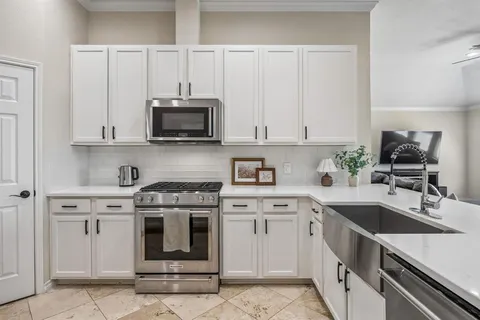 $425,000 | 9118 Rainland Court, Arlington, TX 76002