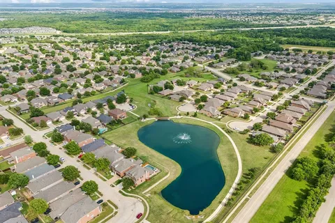 $425,000 | 9118 Rainland Court, Arlington, TX 76002