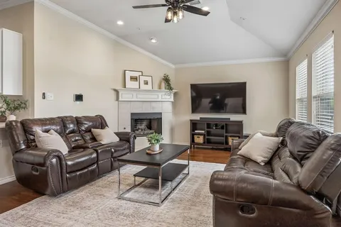 $425,000 | 9118 Rainland Court, Arlington, TX 76002