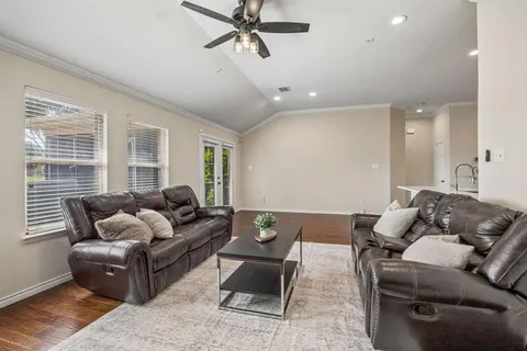 $425,000 | 9118 Rainland Court, Arlington, TX 76002