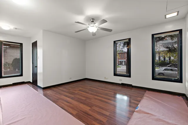 $550,000 | 9317 Kolmar Avenue, Oak Lawn, IL 60453