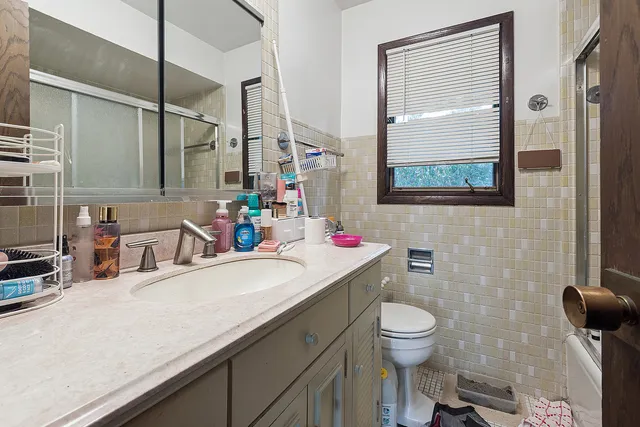 $550,000 | 9317 Kolmar Avenue, Oak Lawn, IL 60453