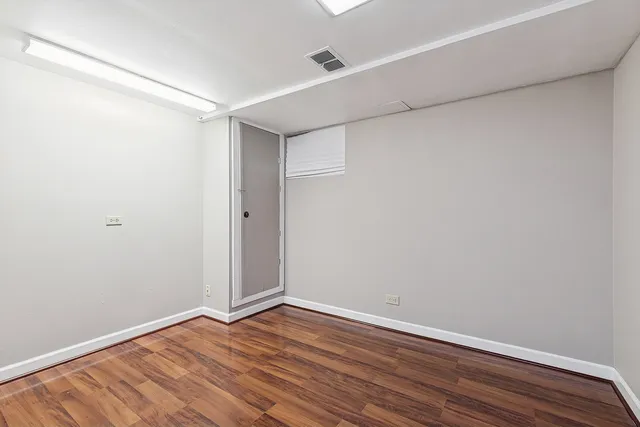 $550,000 | 9317 Kolmar Avenue, Oak Lawn, IL 60453