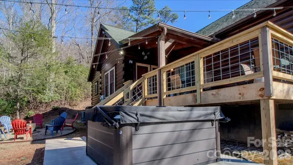 $717,000 | 187 Gardeners Cove, Whittier, NC 28789