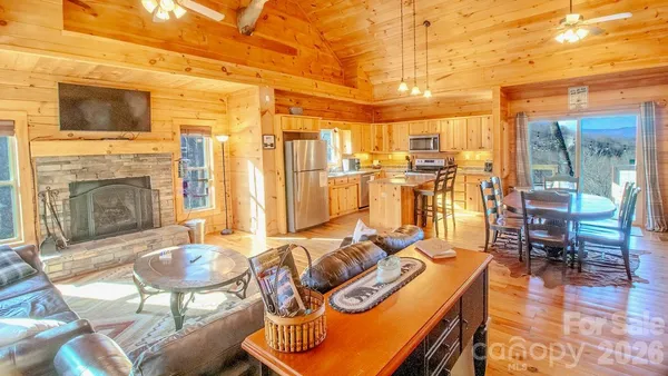 $717,000 | 187 Gardeners Cove, Whittier, NC 28789