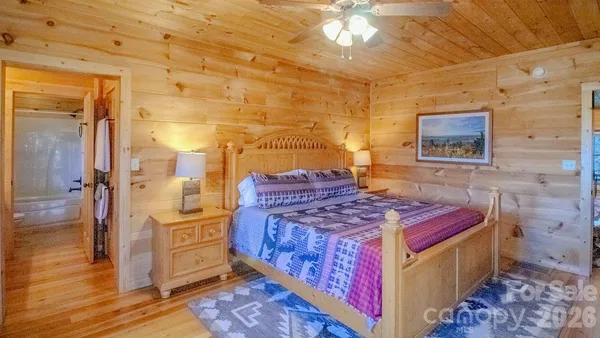 $717,000 | 187 Gardeners Cove, Whittier, NC 28789