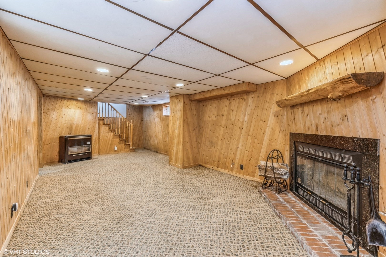 2426 Lathrop Avenue North Riverside, IL 60546 - Photo 8 of 12 a view of an empty room with a fireplace