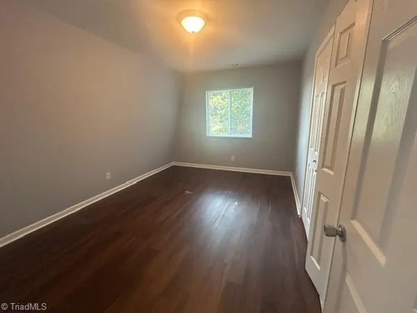$975 | 517 West Market Street, Unit K, Graham, NC 27253