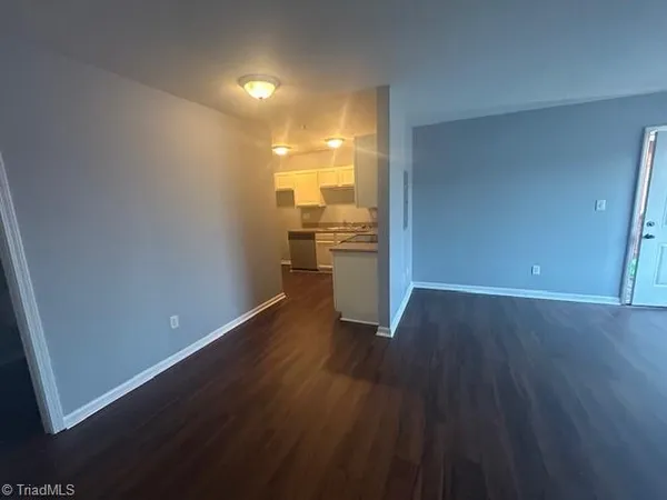 $975 | 517 West Market Street, Unit K, Graham, NC 27253