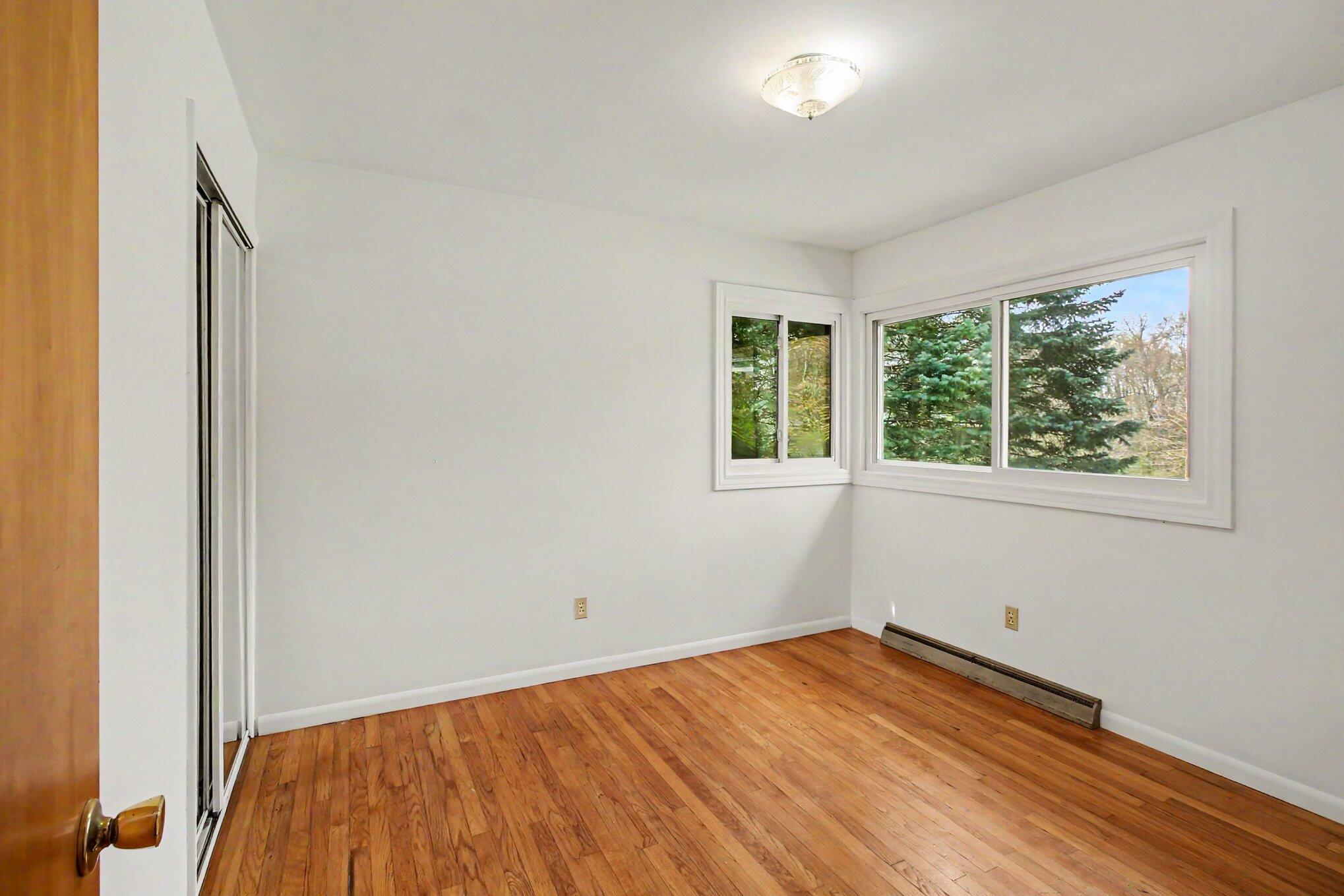 2730 Bullard Road Hartland, MI 48353 - Photo 19 of 29 015_file_9407