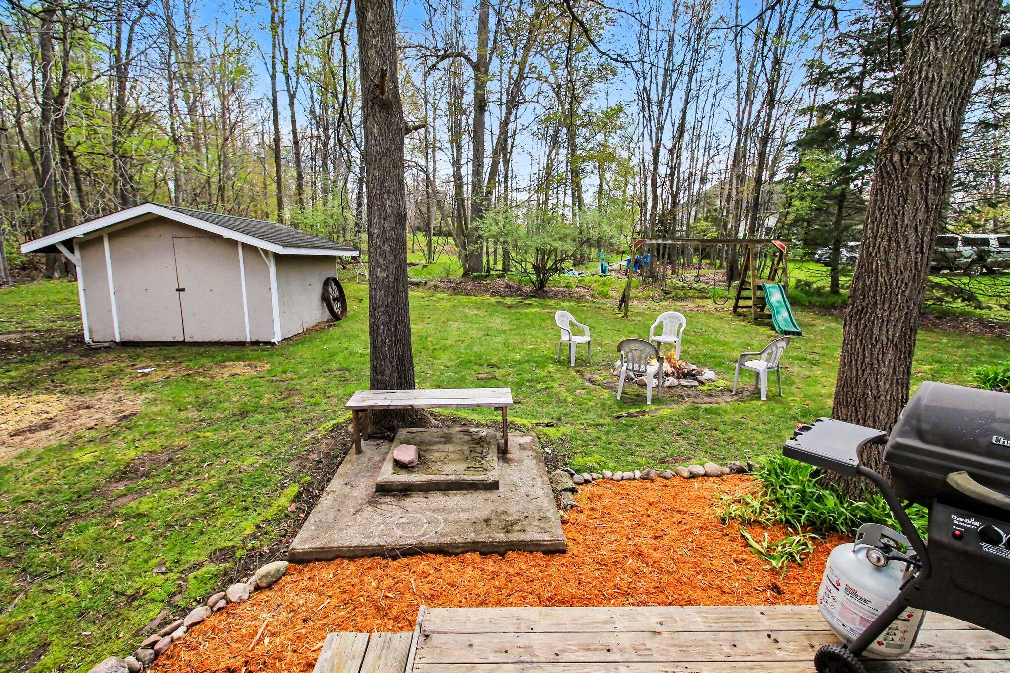 2730 Bullard Road Hartland, MI 48353 - Photo 8 of 29 025_file_4796