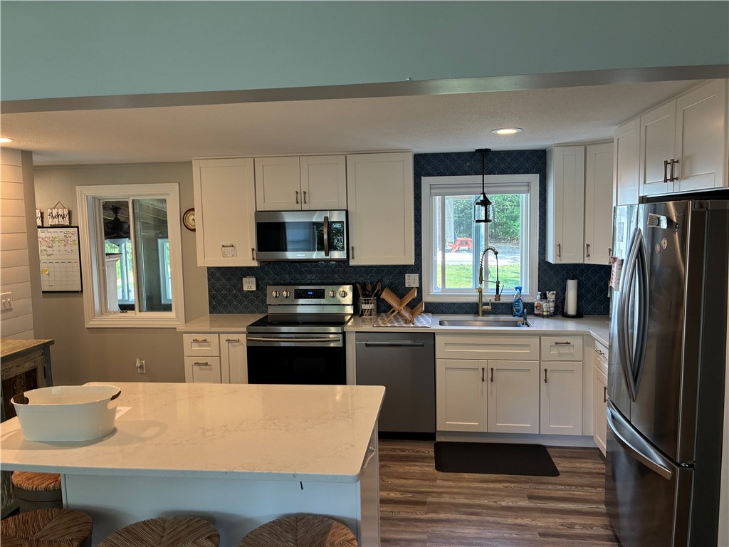 283 Balsam Road South Kingstown, RI 02879 - Photo 3 of 11