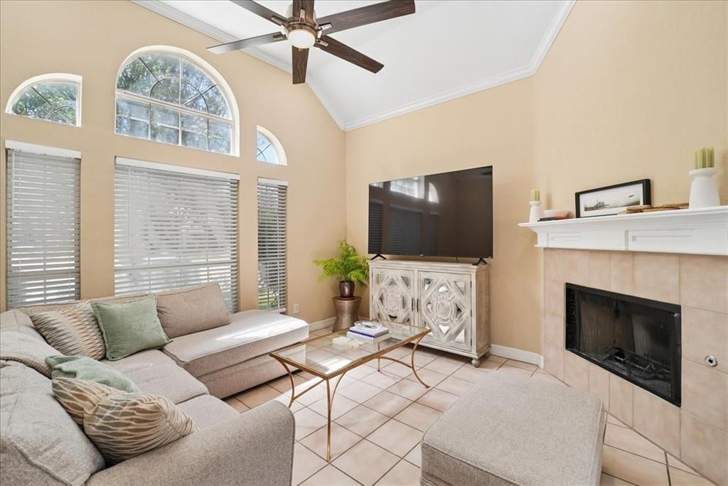 3173 Riverside Drive Carrollton, TX 75007 - Photo 6 of 31