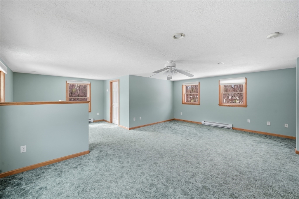 66 Penrose Street West Springfield, MA 01089 - Photo 16 of 31