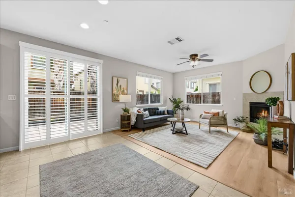 $635,000 | 621 Del Mar Circle, Vacaville, CA 95688