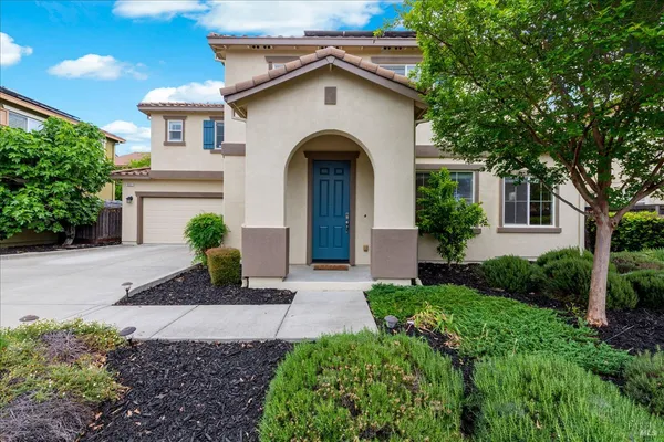 $635,000 | 621 Del Mar Circle, Vacaville, CA 95688