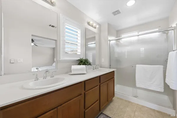 $635,000 | 621 Del Mar Circle, Vacaville, CA 95688