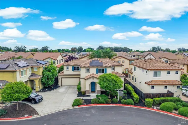 $635,000 | 621 Del Mar Circle, Vacaville, CA 95688