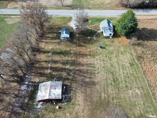 $130,000 | 23392 North Il Highway, Dix, IL 62830