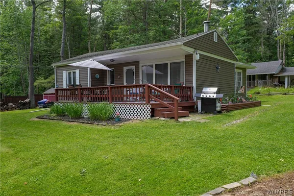 $269,990 | 8135 Woodside Drive, Rushford, NY 14717