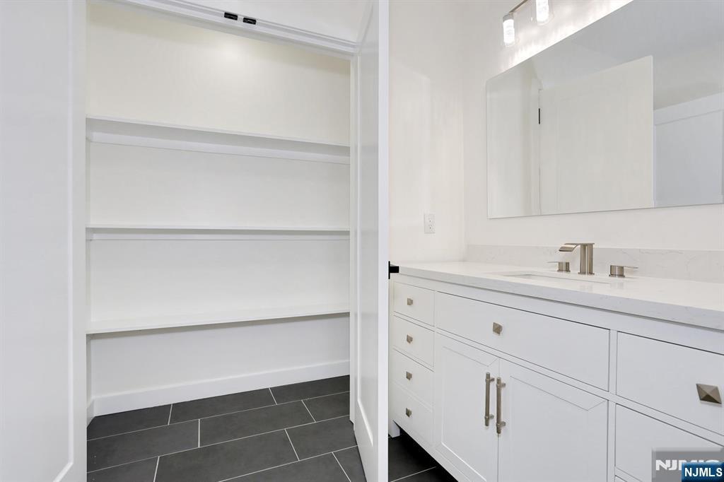 51 Mill Rd Extension Woodcliff Lake, NJ 07677 - Photo 27 of 50