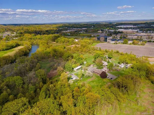 a view of a houses with swimming pool