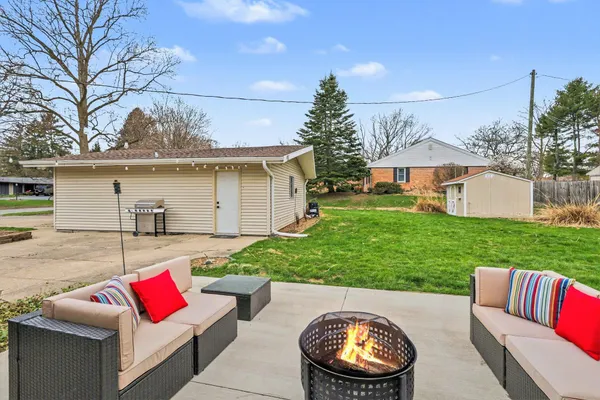 $250,000 | 728 Chippewa Trail, Niles, MI 49120