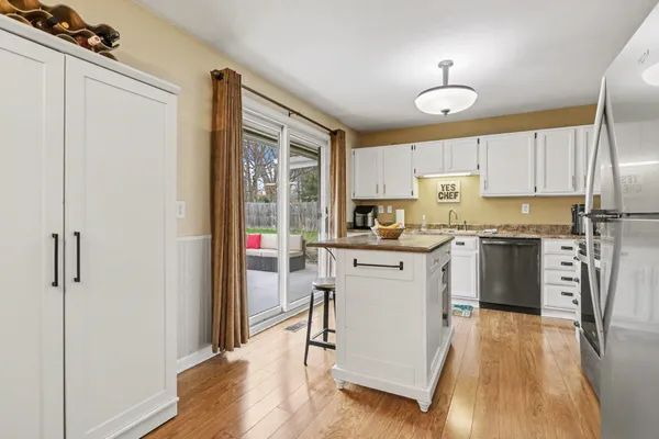 $250,000 | 728 Chippewa Trail, Niles, MI 49120