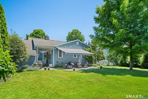 $1,495,000 | 85 Osborne Place, Fairfield, CT 06890