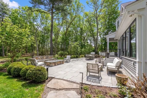 $2,399,000 | 76 Hollis Street, Sherborn, MA 01770