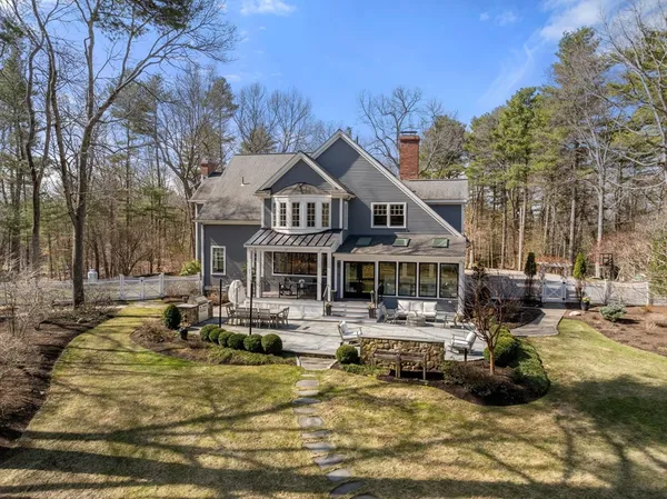 $2,650,000 | 76 Hollis Street, Sherborn, MA 01770