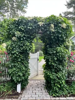 $2,399,000 | 76 Hollis Street, Sherborn, MA 01770