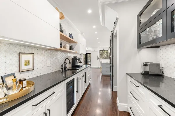 $2,650,000 | 76 Hollis Street, Sherborn, MA 01770