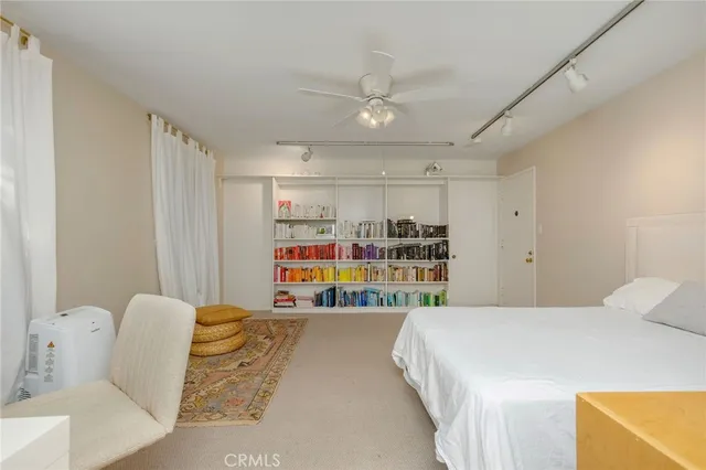 $10,750,000 | 15 The Colonnade, Long Beach, CA 90803