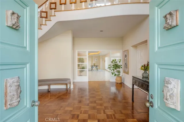 $10,750,000 | 15 The Colonnade, Long Beach, CA 90803