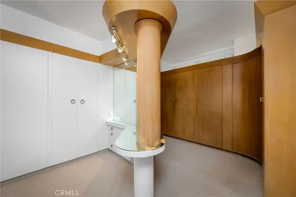 $10,250,000 | 15 The Colonnade, Long Beach, CA 90803