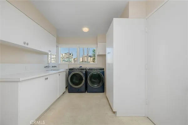 $10,250,000 | 15 The Colonnade, Long Beach, CA 90803