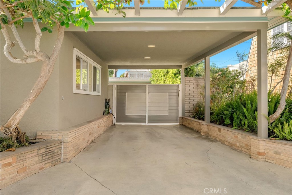 15 The Colonnade Long Beach, CA 90803 - Photo 42 of 49