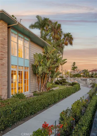 $10,750,000 | 15 The Colonnade, Long Beach, CA 90803