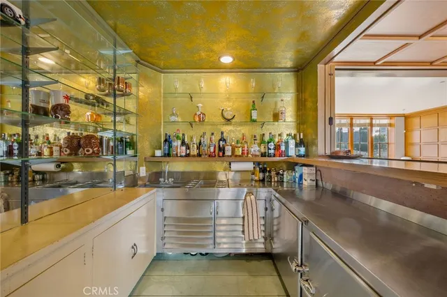 $10,750,000 | 15 The Colonnade, Long Beach, CA 90803