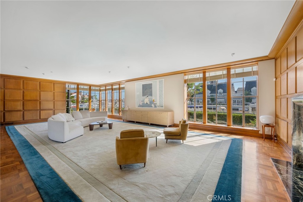 15 The Colonnade Long Beach, CA 90803 - Photo 10 of 49