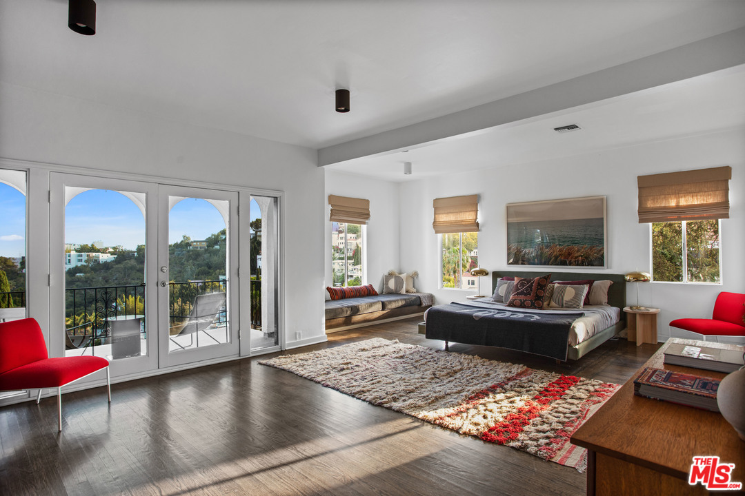2152 Rockledge Road Los Angeles, CA 90068 - Photo 18 of 54